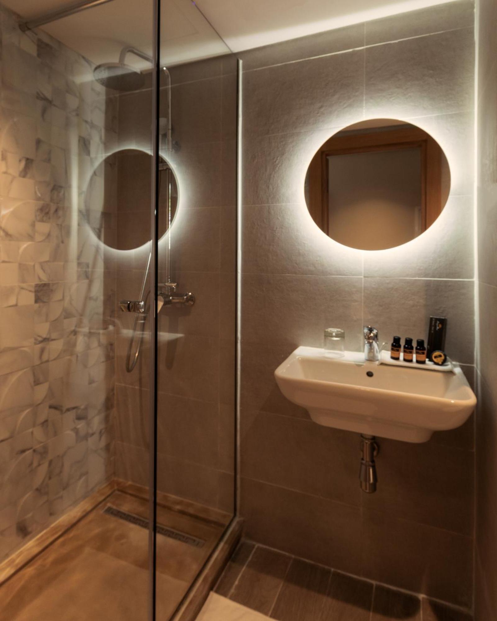 Mia Urban Hotel 3*